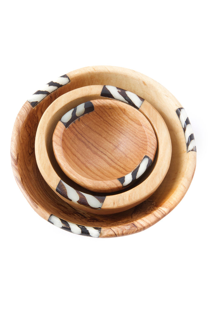 Set Of 3 Gothic Small Olive Wood Condiment Bowls With Bone Inlay Batik Pattern For Gourmet Kitchens