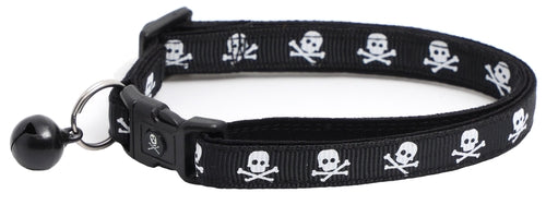 Skulls and Crossbones on Black Cat Collar