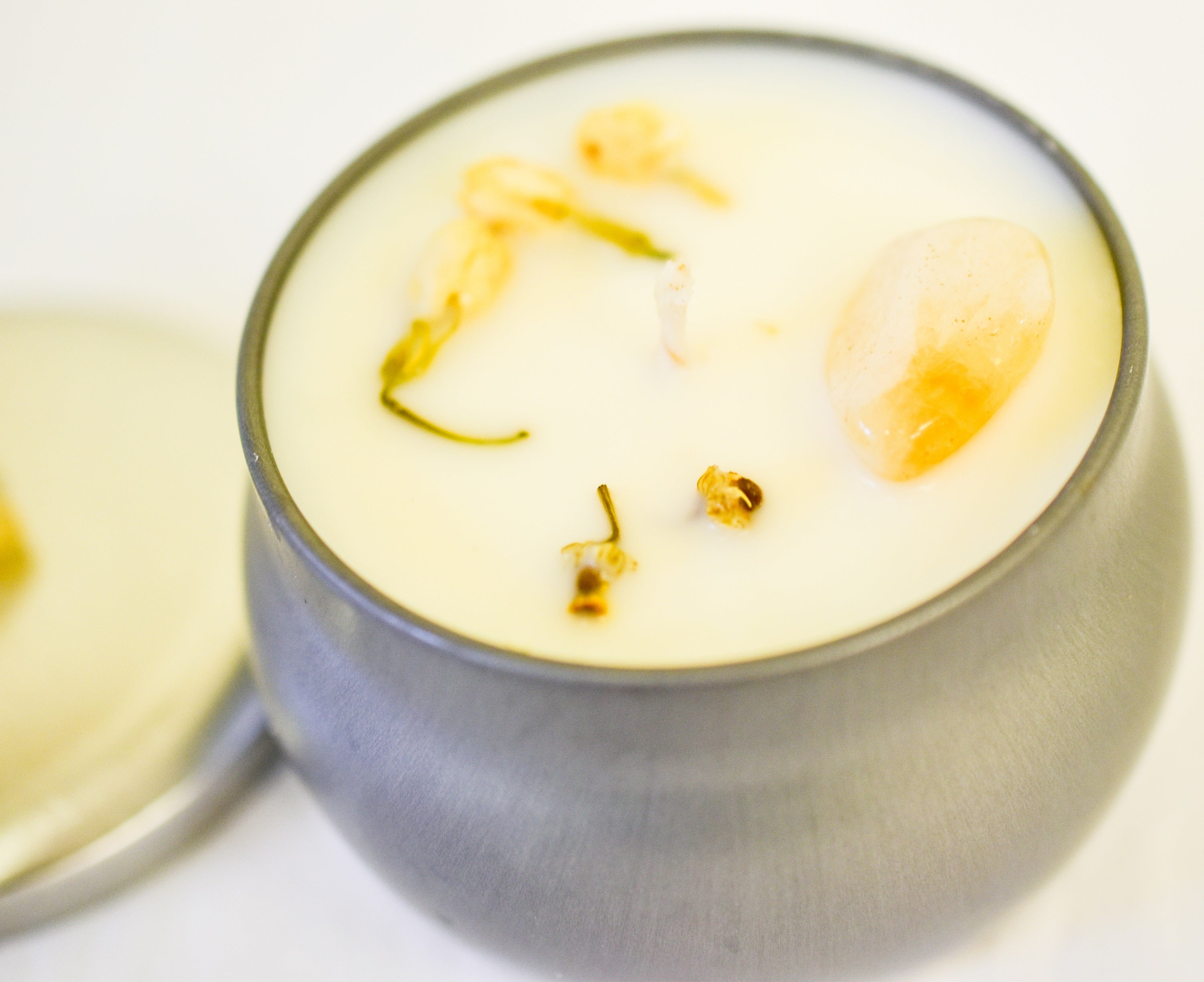 Soft Chaos Candle – Jasmine & Quiet Rage