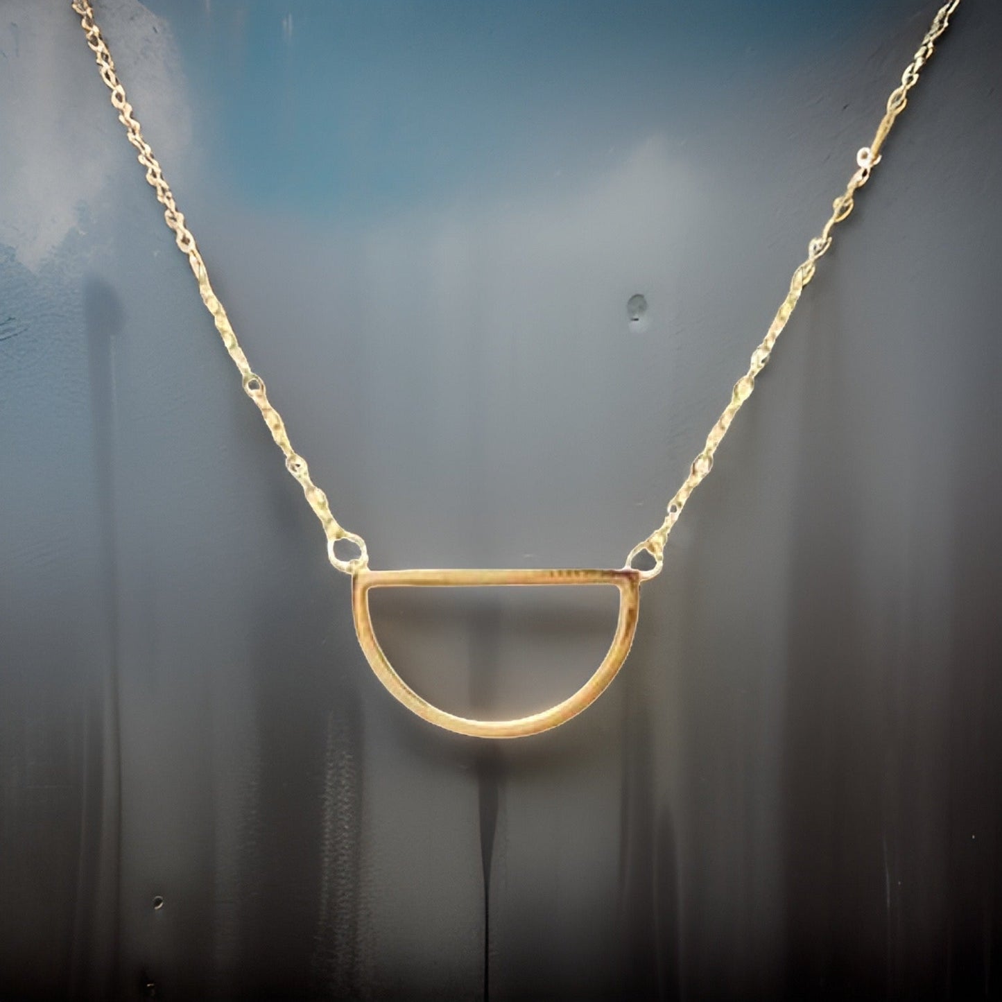 U-Shaped Necklace