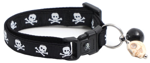 Skulls and Crossbones on Black Cat Collar