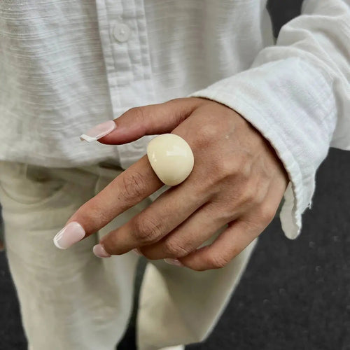 Ingemark 4 Colors Boho Kpop Resin Acrylic Irregular Finger Rings for