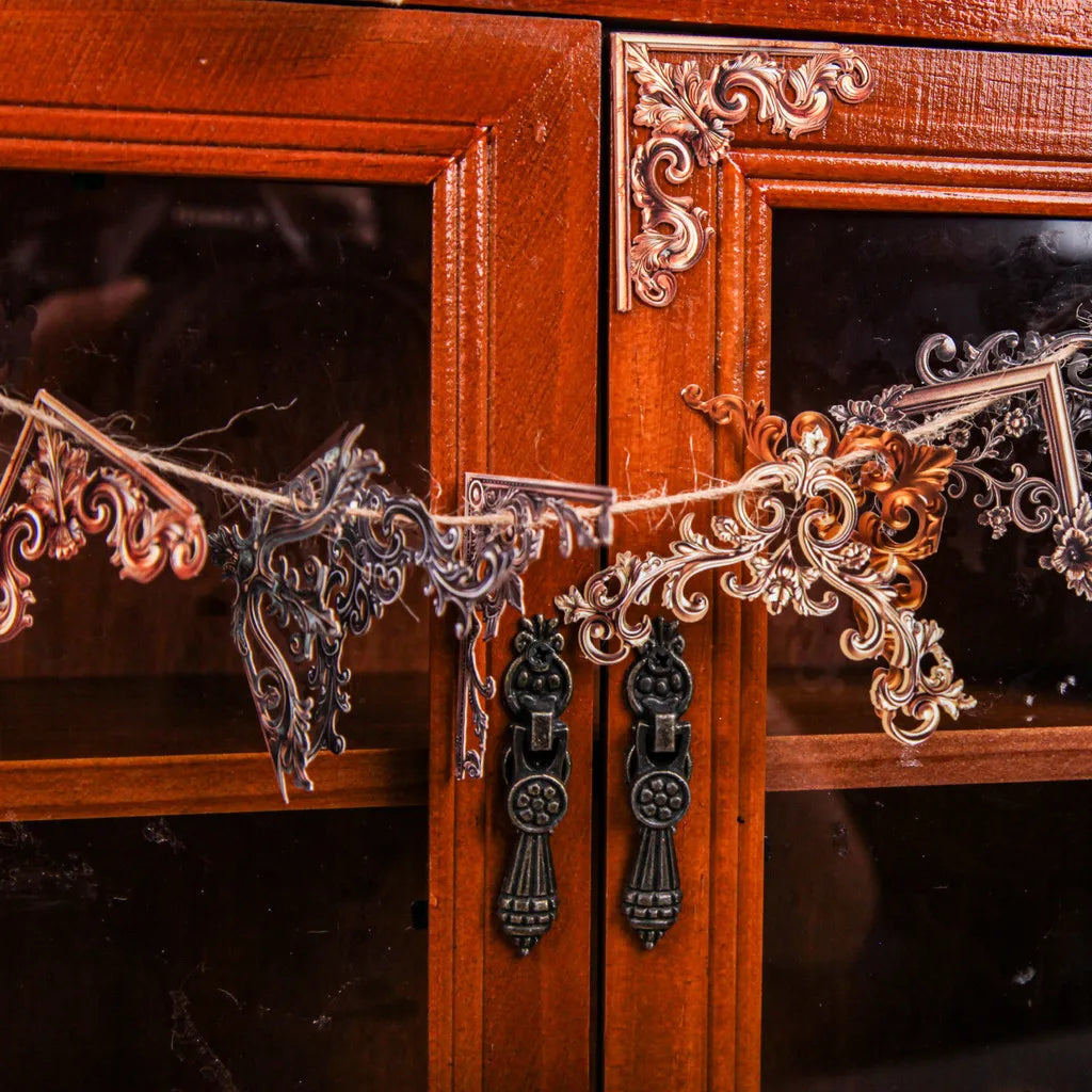 24 Piece Pack Vintage Corner Stickers Retro Hollowed Out Photo Frames For Photos And Crafts