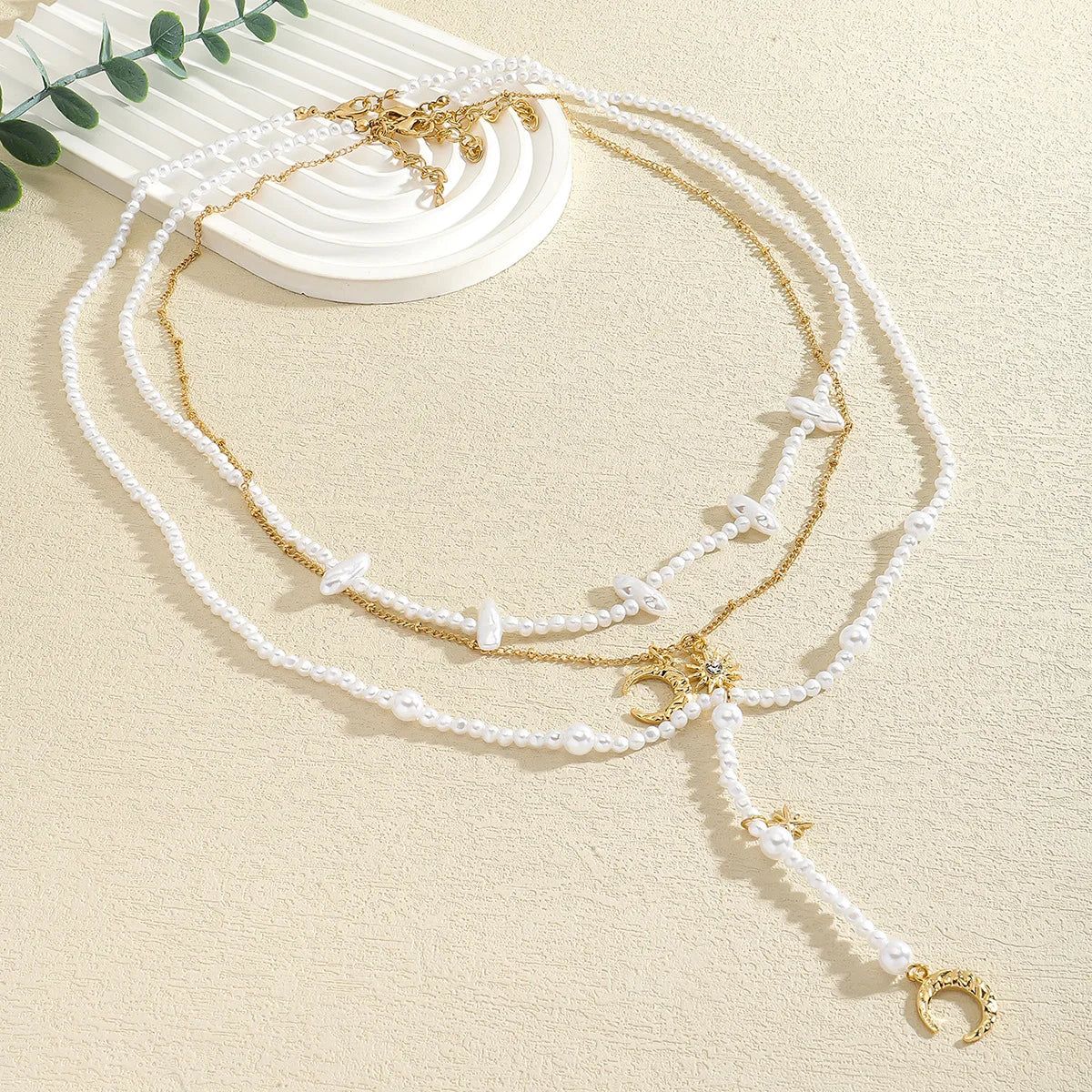 ZAA Multilayer Imitation Pearls Moon And Star Pendant Necklaces for Women Elegant Banquet Party Jewelry Gifts