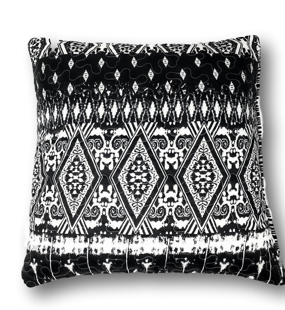 DaDa Bedding Aztec Black & White Diamonds Throw Pillow Covers - 18" x