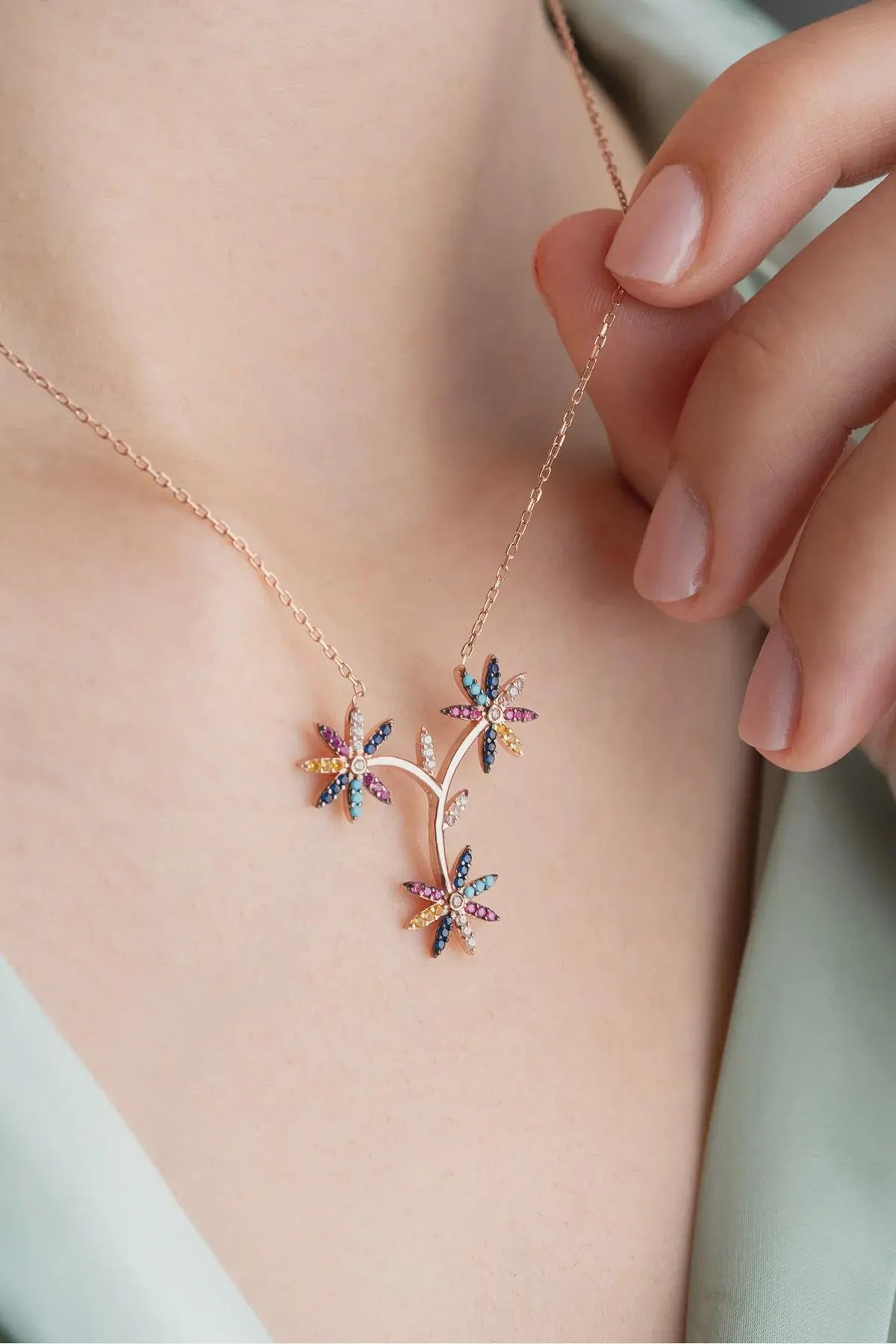 Sterling Silver Wildflower Necklace Dainty Floral Pendant