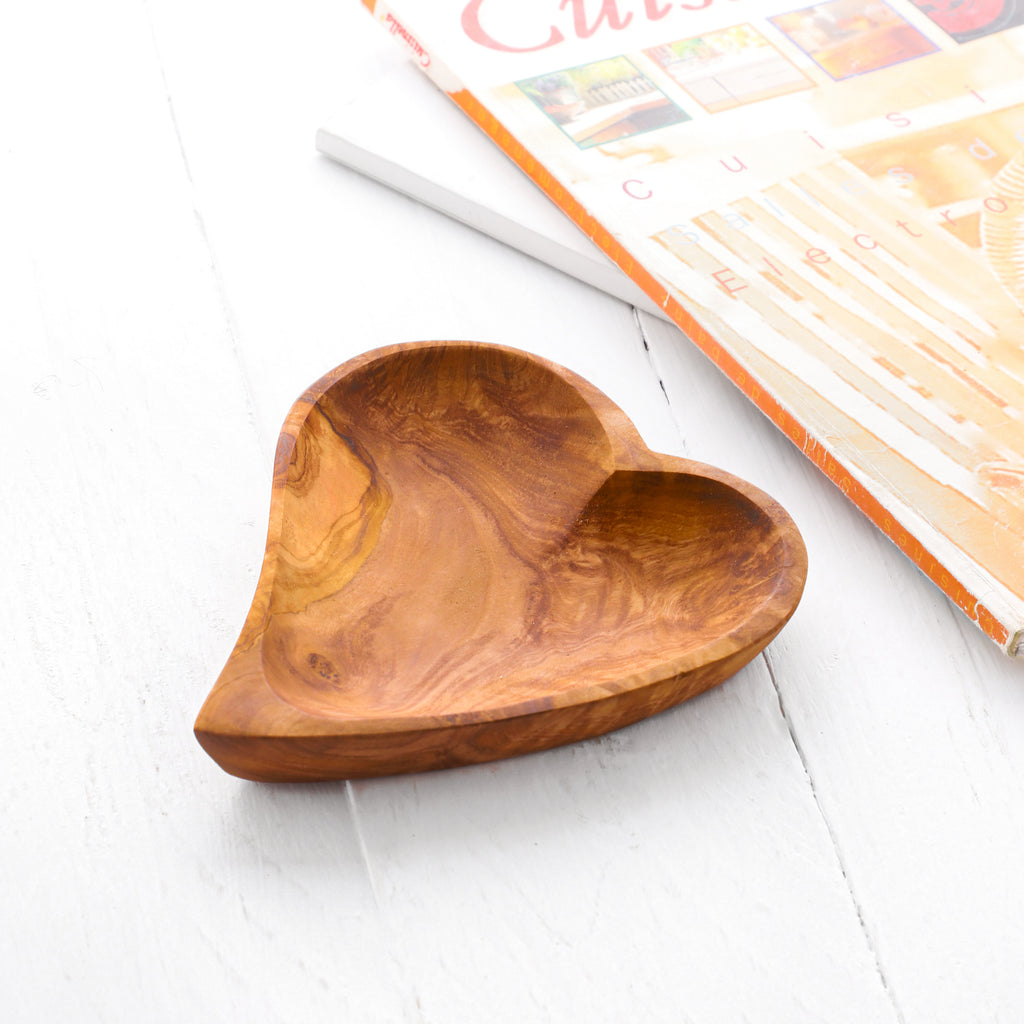 Heart‑Shaped Olive Wood Dish