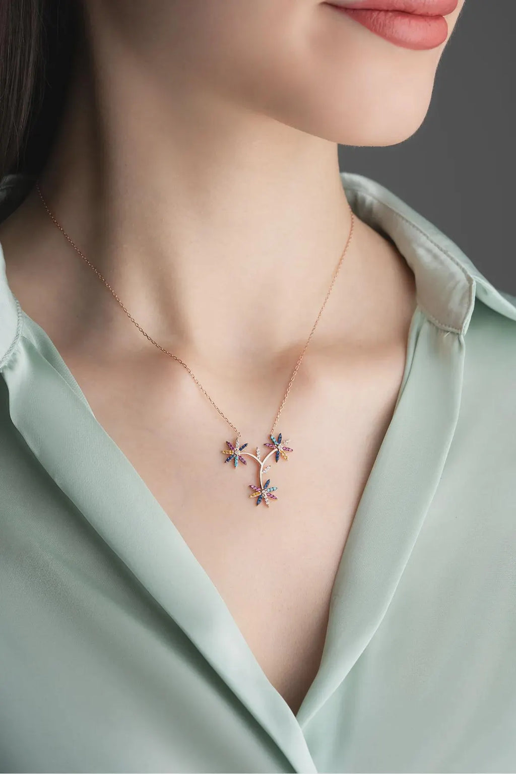Sterling Silver Wildflower Necklace Dainty Floral Pendant