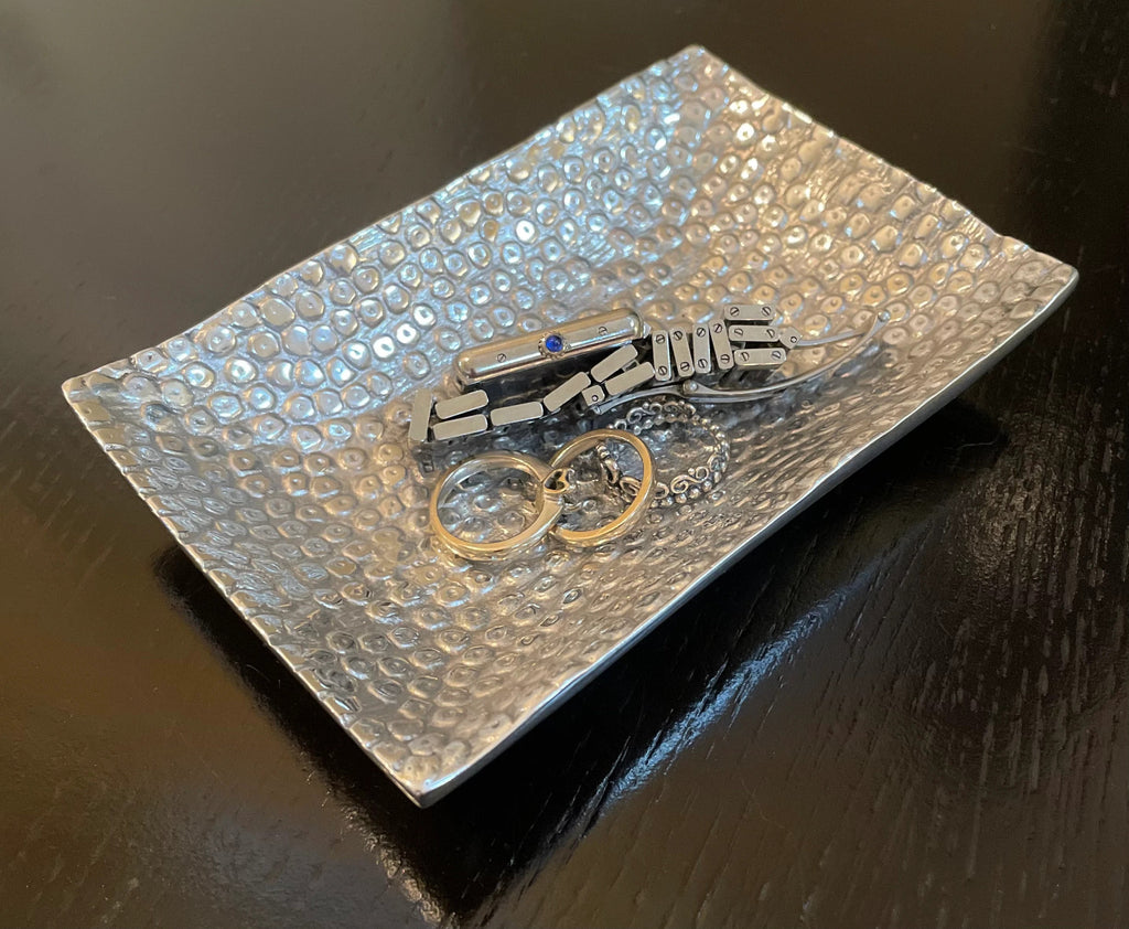 Tiny Altar for Your Shiny Chaos – Jewelry Tray / Soap Dish