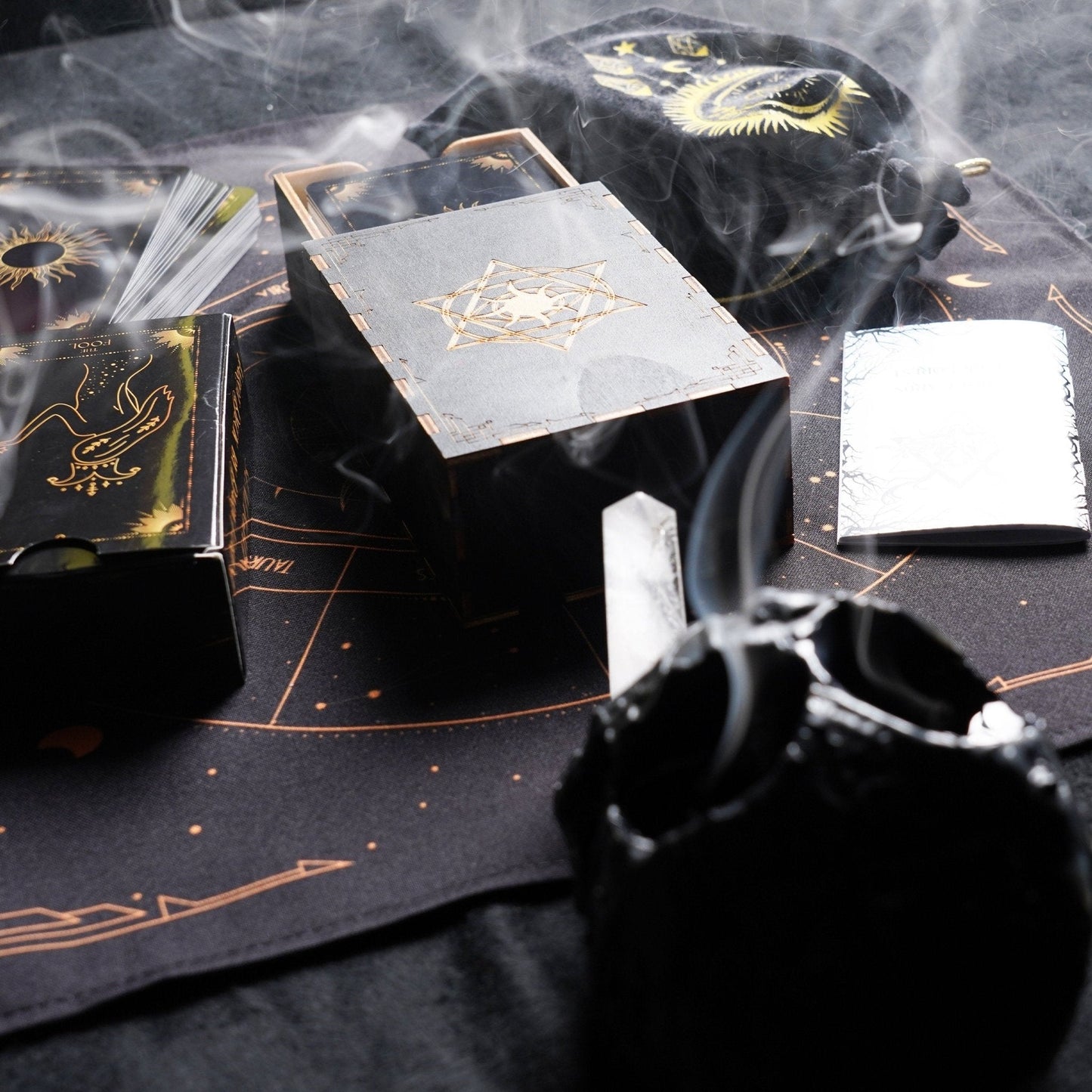 Velvet Tarot Cards Bag Black&Gold